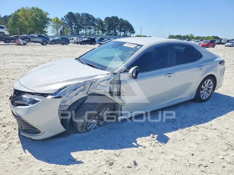 2022 Toyota CAMRY фото