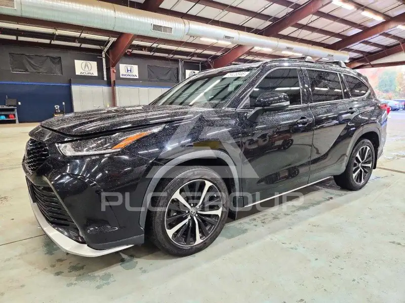 2022 Toyota Highlander фото