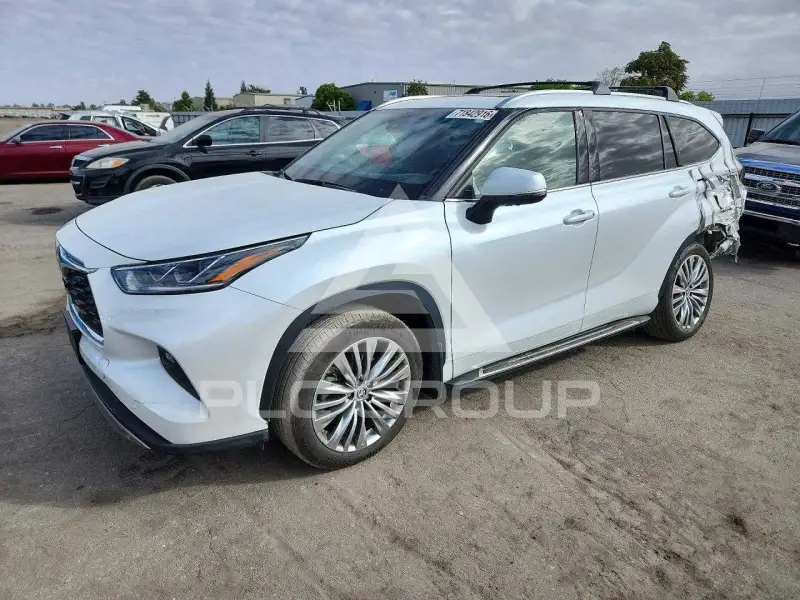 2022 Toyota Highlander фото