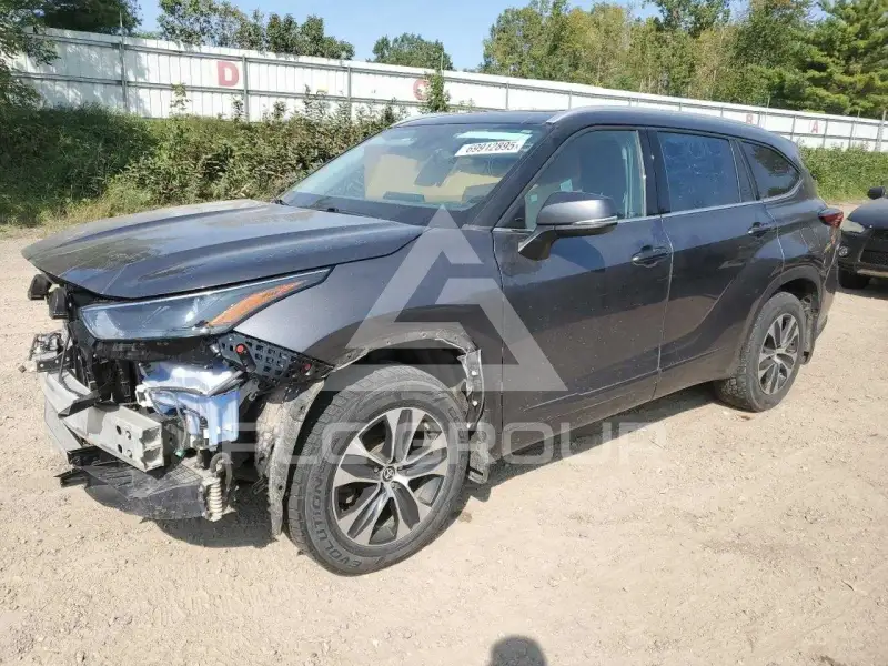 2022 Toyota Highlander фото
