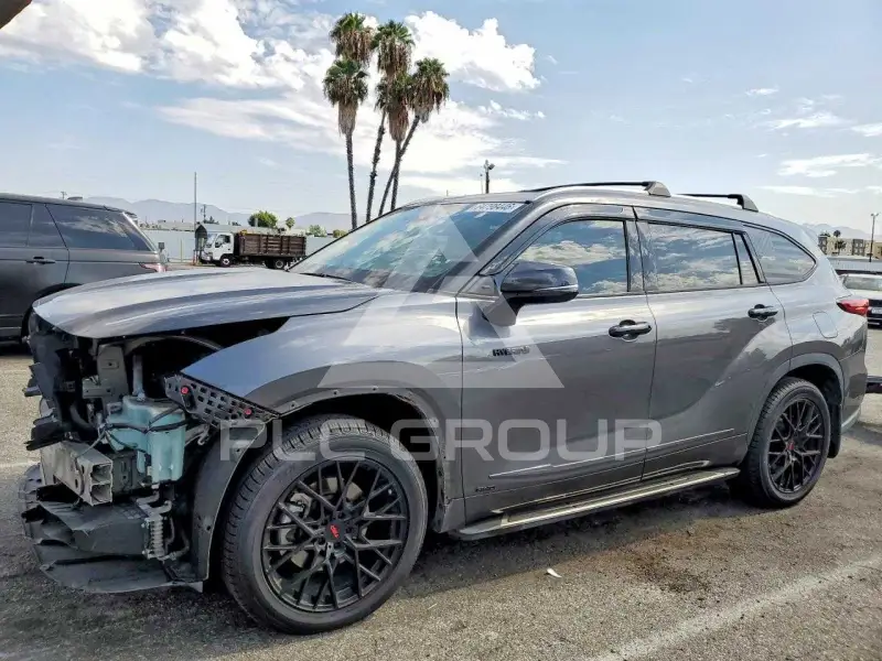 2022 Toyota Highlander фото