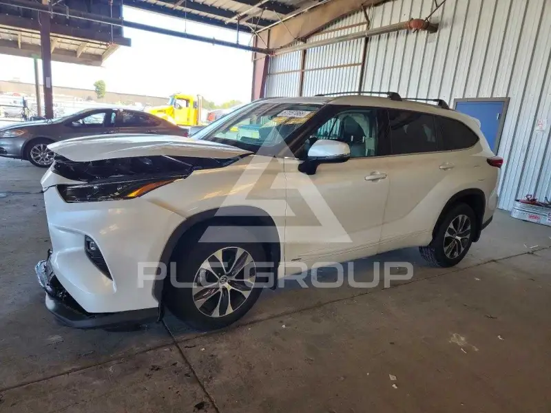 2022 Toyota Highlander фото