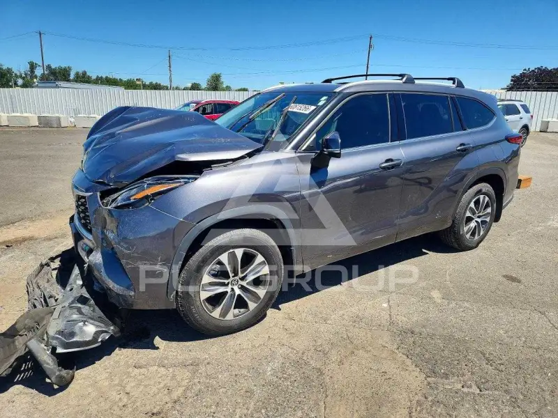 2022 Toyota Highlander фото