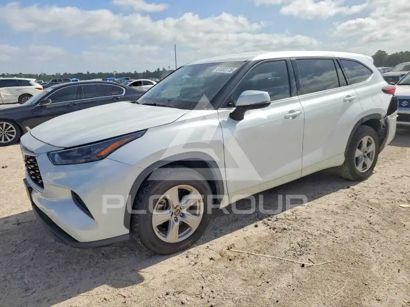 2022 Toyota Highlander photo