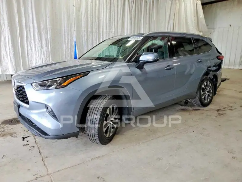 2022 Toyota Highlander фото