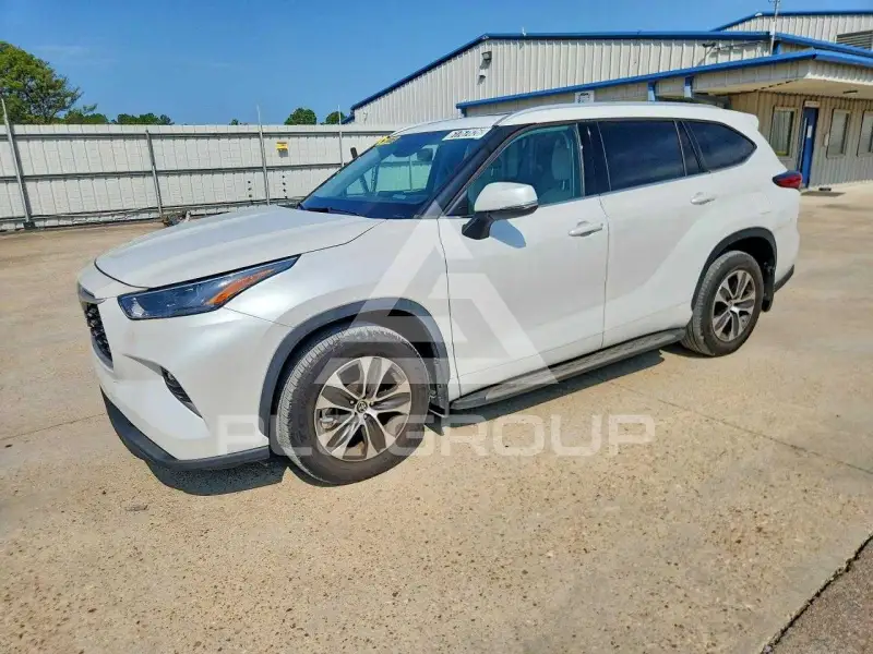 2022 Toyota Highlander фото