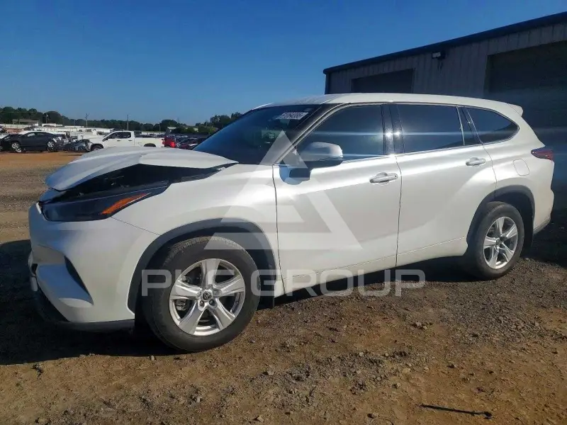 2022 Toyota Highlander фото