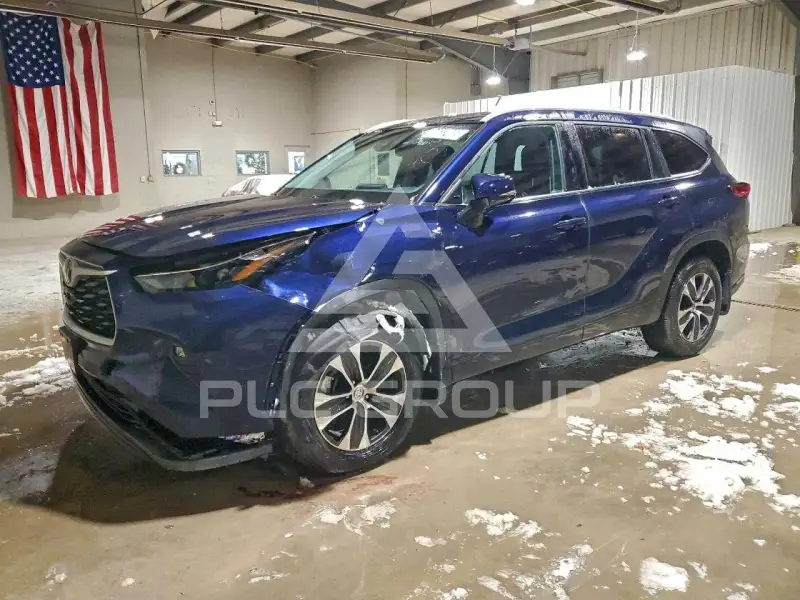 2022 Toyota Highlander фото