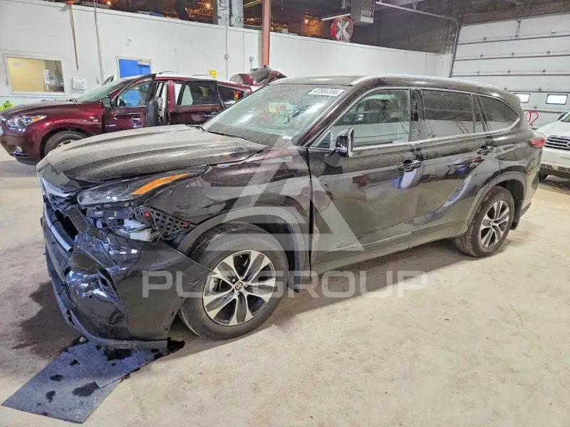 2022 Toyota Highlander фото