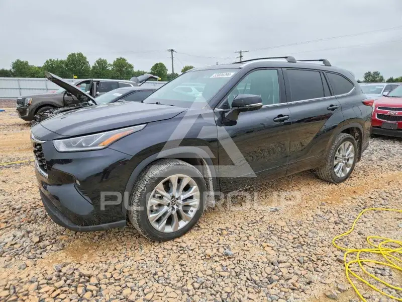 2022 Toyota Highlander фото