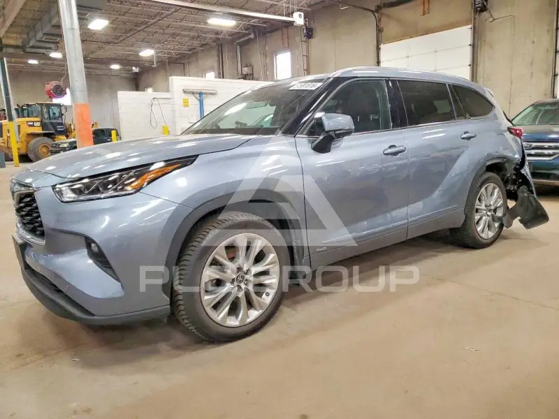 2022 Toyota Highlander фото