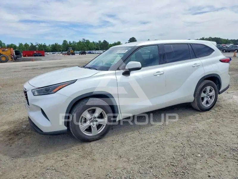 2022 Toyota Highlander фото