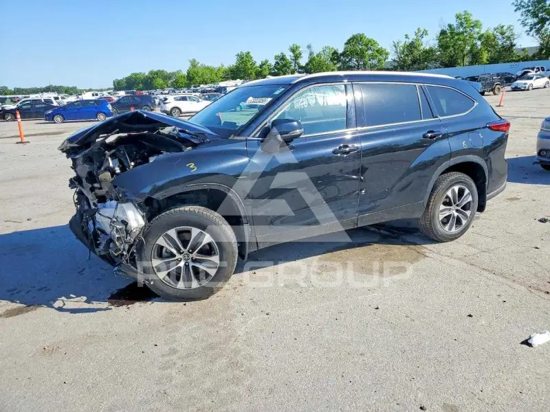 2022 Toyota Highlander фото