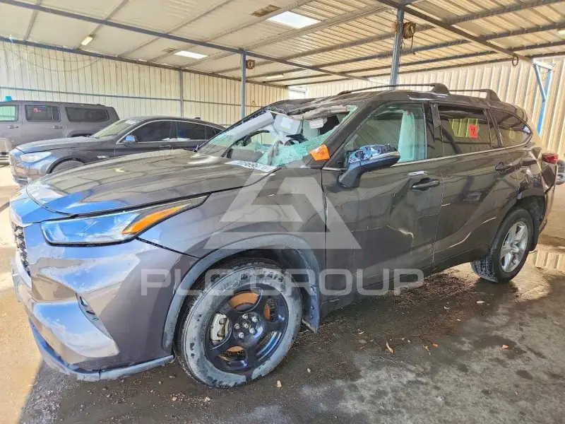 2022 Toyota Highlander фото