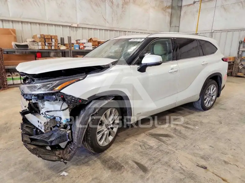 2022 Toyota Highlander фото