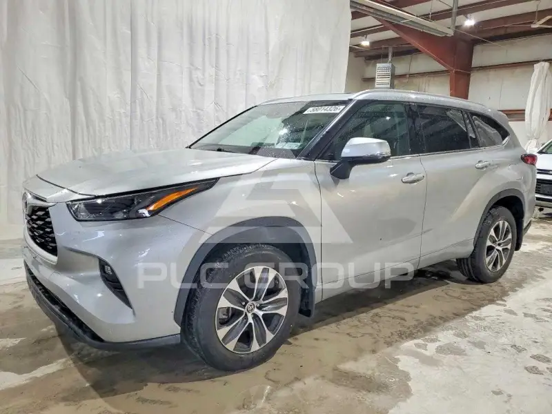 2022 Toyota Highlander фото
