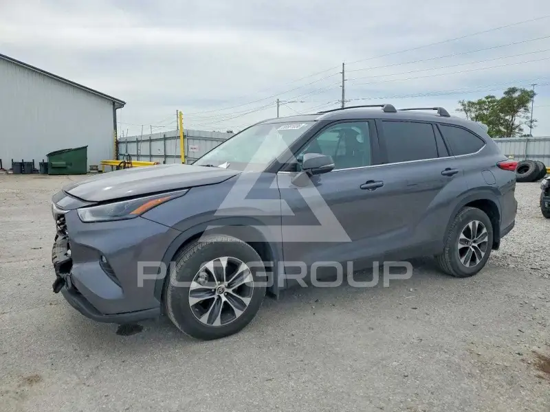 2022 Toyota Highlander фото