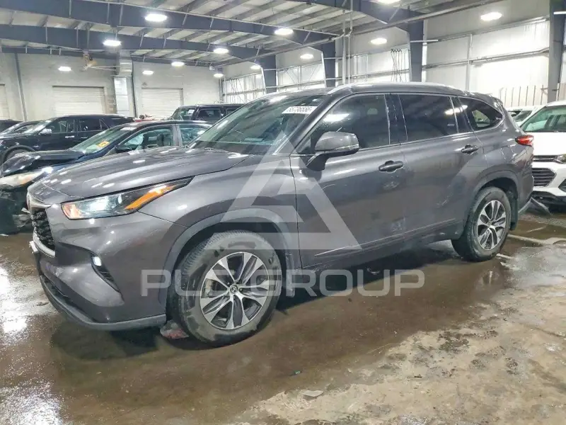 2022 Toyota Highlander фото