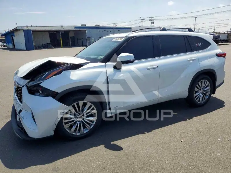 2022 Toyota Highlander фото