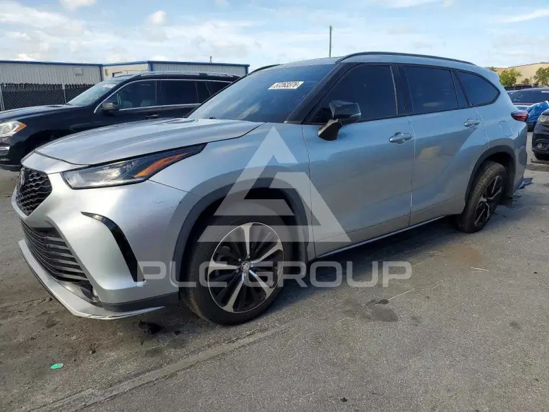2022 Toyota Highlander фото