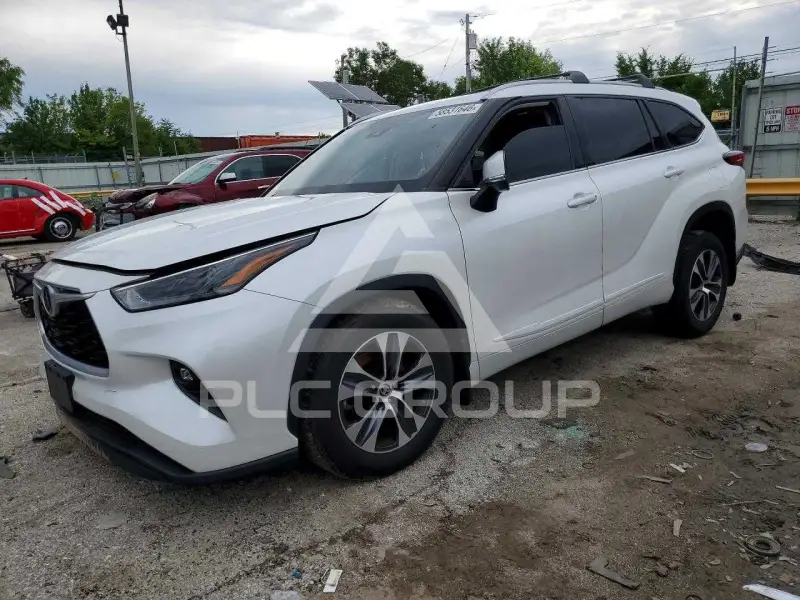 2022 Toyota Highlander фото