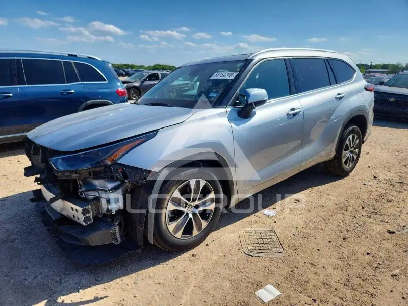 2022 Toyota Highlander фото