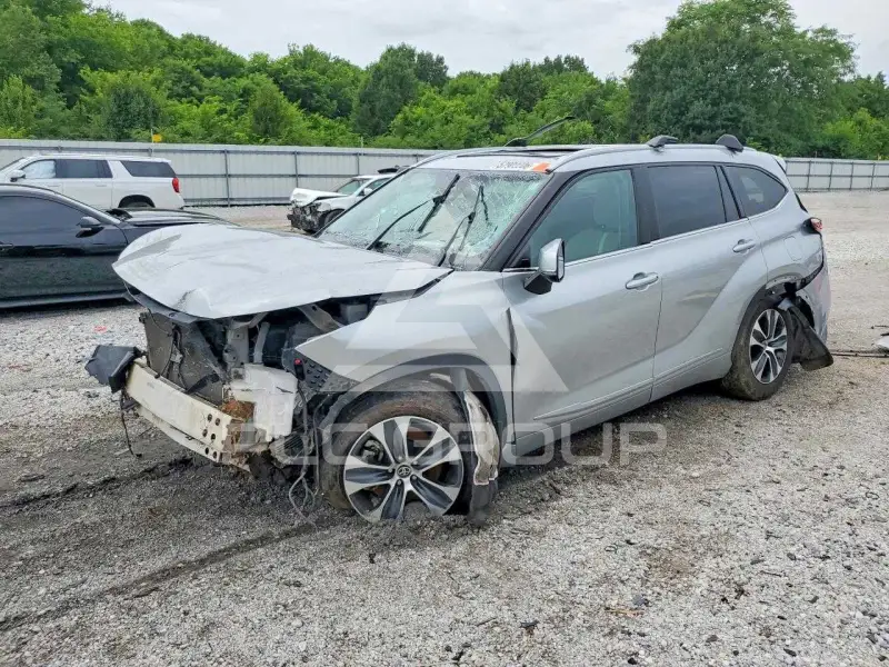 2022 Toyota Highlander фото