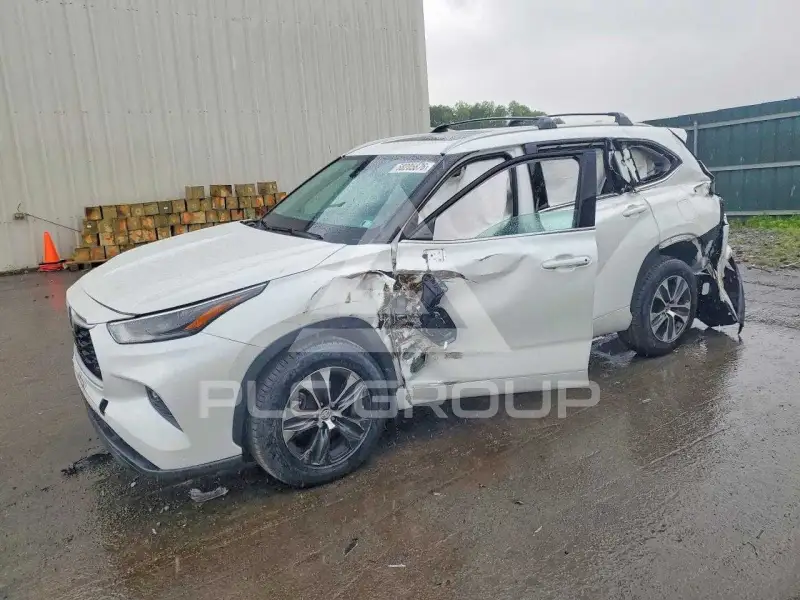 2022 Toyota Highlander фото