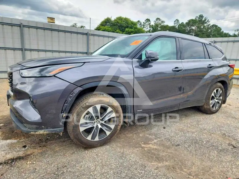 2022 Toyota Highlander фото