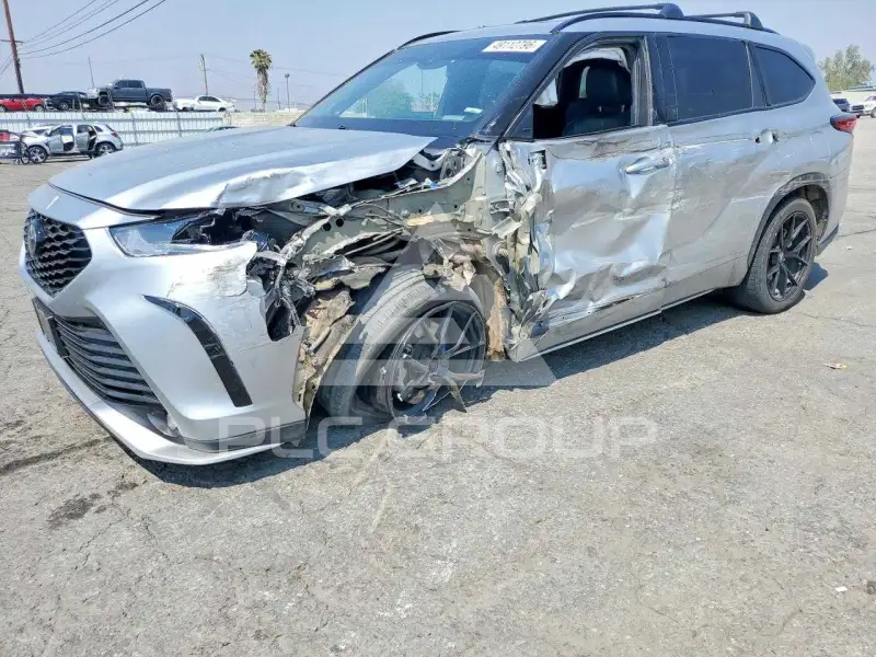 2022 Toyota Highlander фото