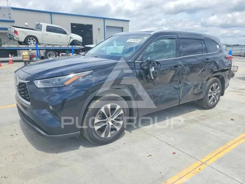2022 Toyota Highlander фото