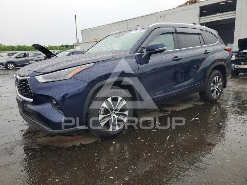 2022 Toyota Highlander фото