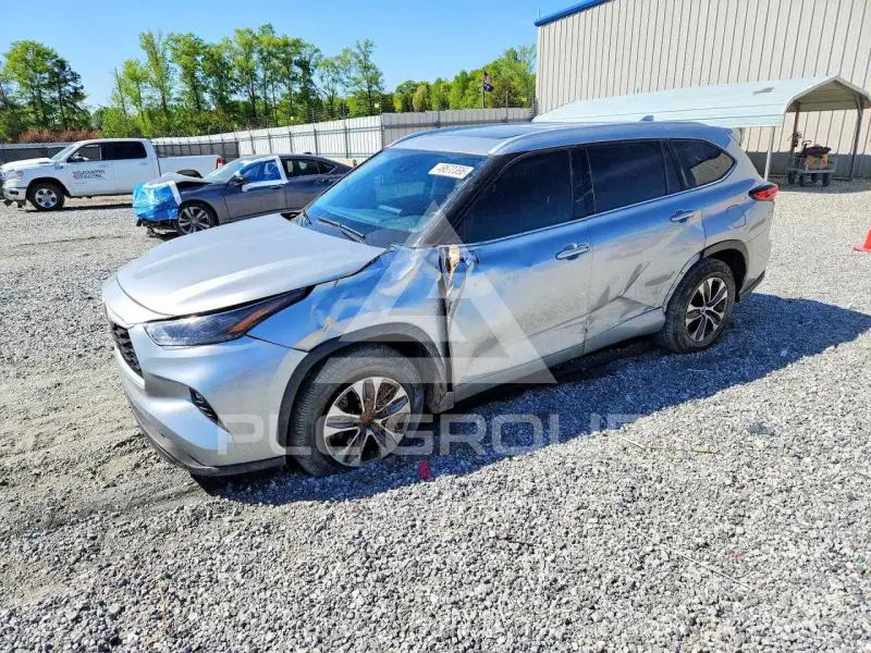 2022 Toyota Highlander фото