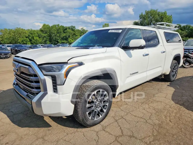 2022 Toyota TUNDRA фото