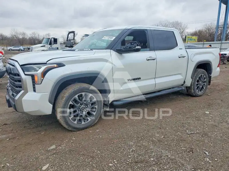 2022 Toyota TUNDRA фото