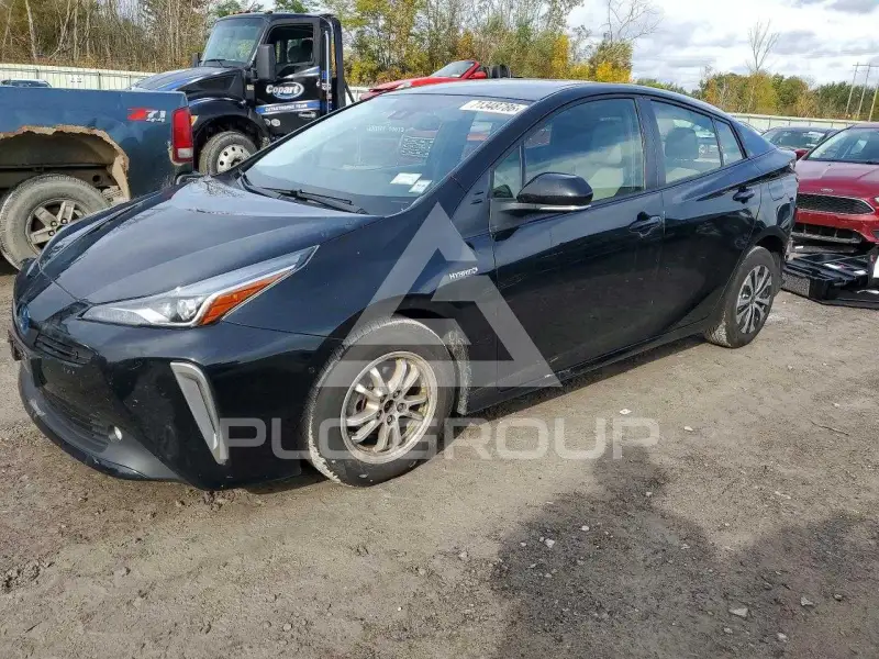 2022 Toyota PRIUS photo