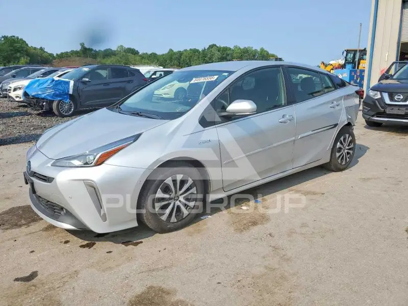 2022 Toyota PRIUS photo