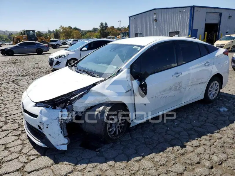 2022 Toyota PRIUS photo