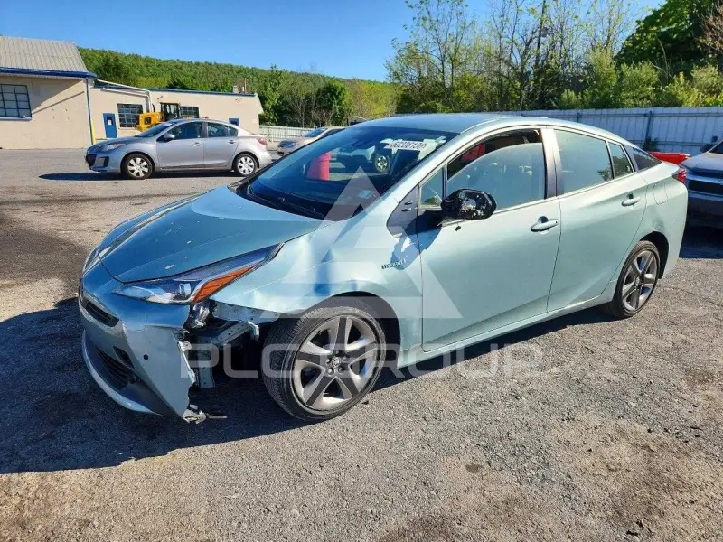 2022 Toyota PRIUS фото