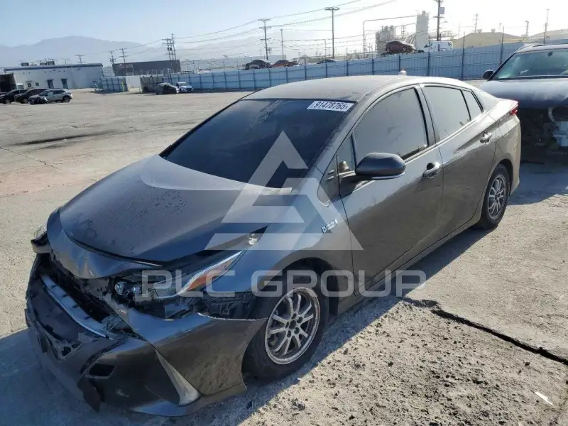 2022 Toyota PRIUS фото
