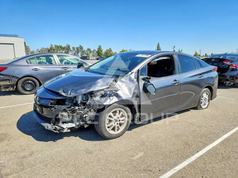 2022 Toyota PRIUS фото