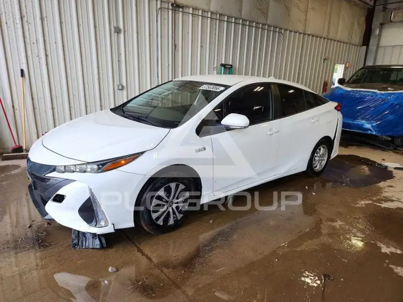 2022 Toyota PRIUS фото