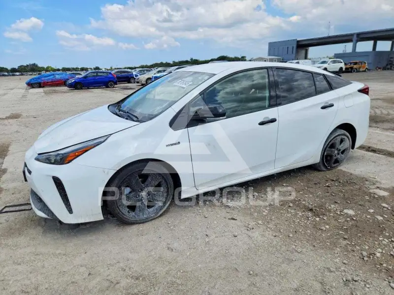 2022 Toyota PRIUS фото