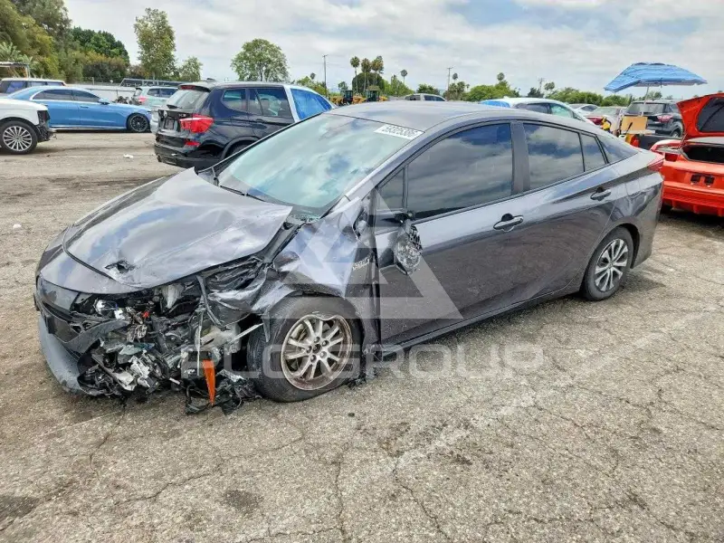 2022 Toyota PRIUS фото