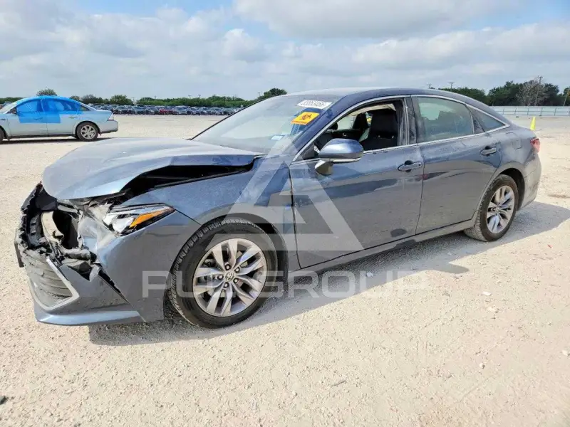 2022 Toyota AVALON photo