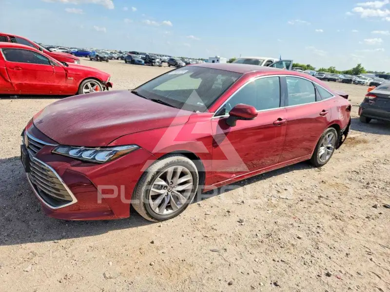 2022 Toyota AVALON фото