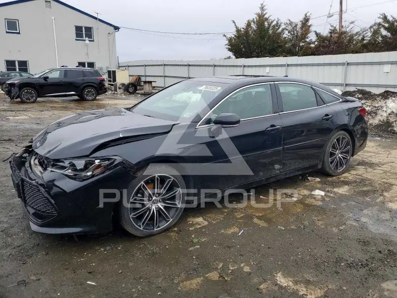 2022 Toyota AVALON фото