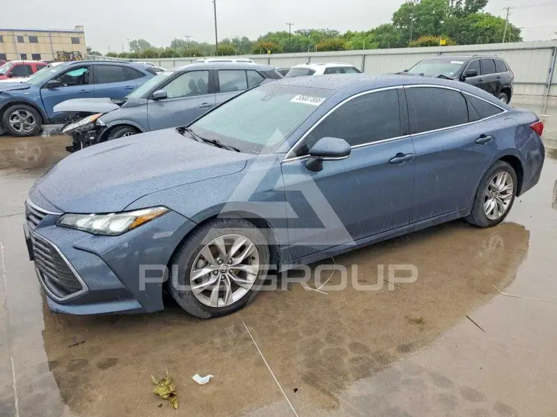 2022 Toyota AVALON фото