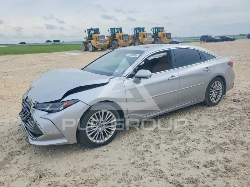 2022 Toyota AVALON фото
