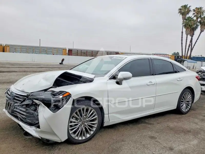 2022 Toyota AVALON фото